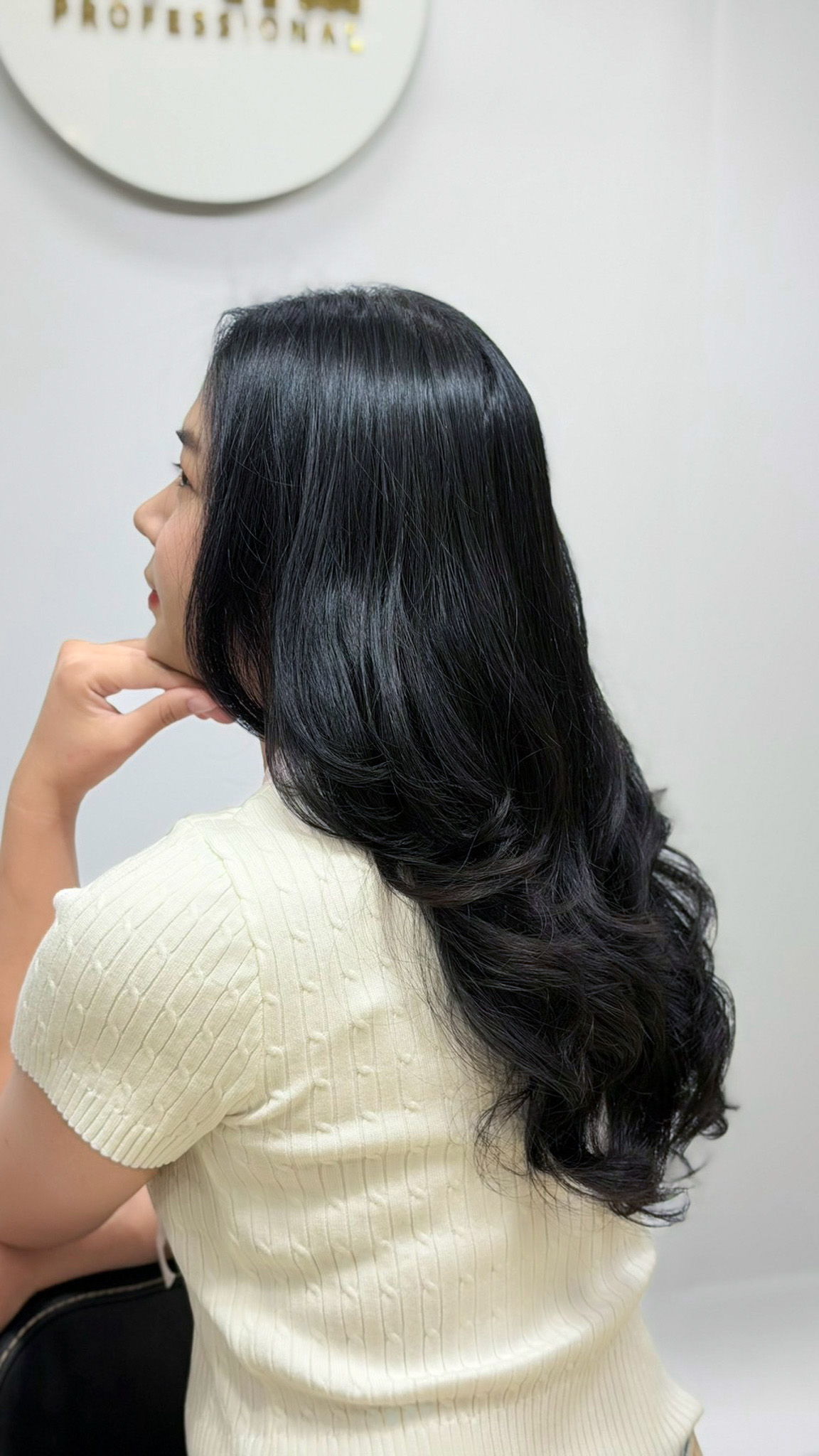 Elegant Midnight Layer Curl